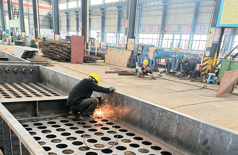 Laser cutting blanking
